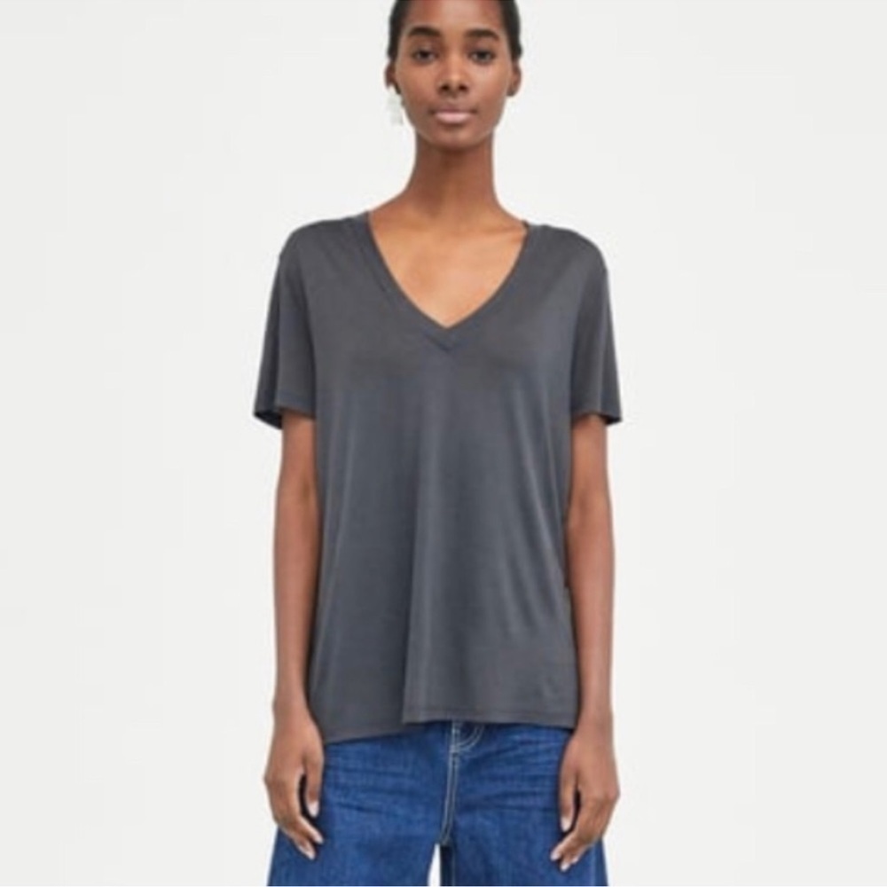 EUC Zara Charcoal Gray V Neck Size Small